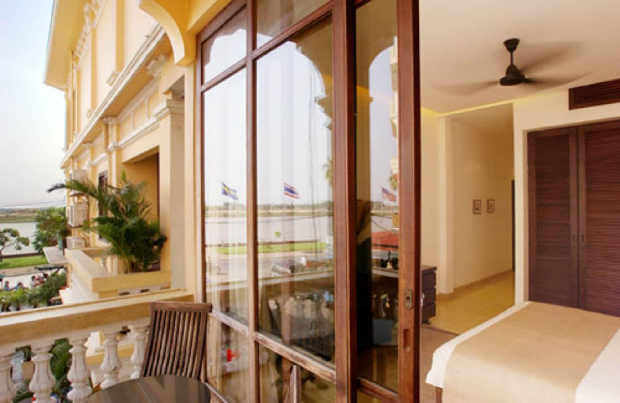 Fcc Phnom Penh Boutique Hotel Buitenkant foto