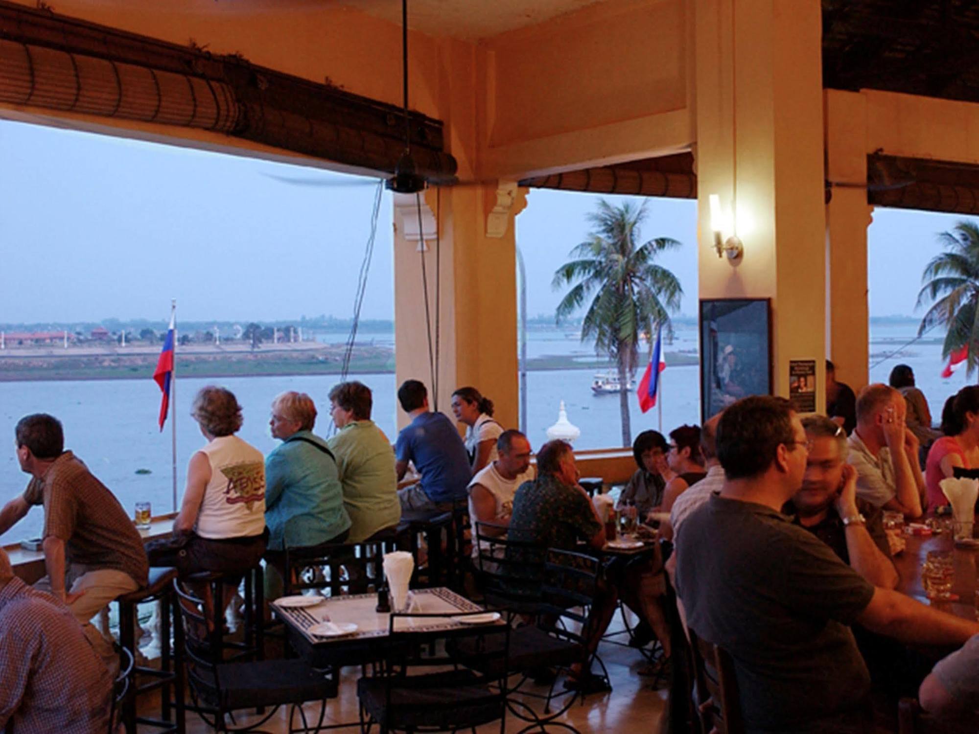 Fcc Phnom Penh Boutique Hotel Buitenkant foto