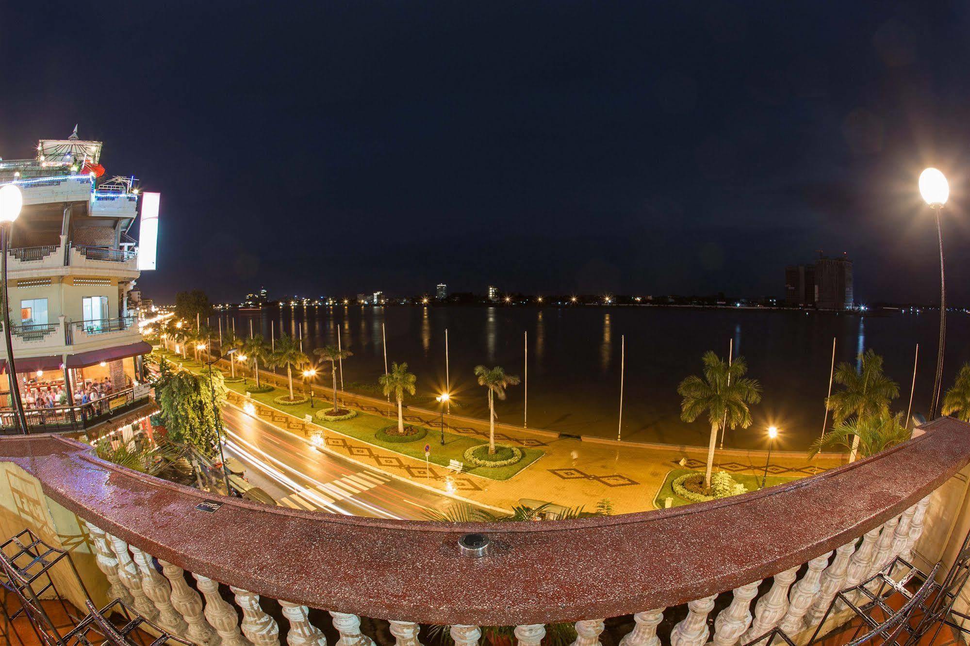 Fcc Phnom Penh Boutique Hotel Buitenkant foto